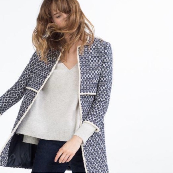 Zara Navy and White tweed Jacket
New
“ That coat” - Picture 1 of 7